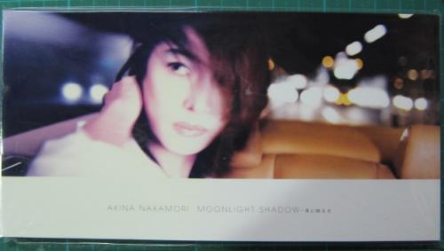Amazon.co.jp: 8cm シングルCD中森明菜MOONLIGHT SHADOW~月に