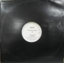 GUESS　WHO'S　BACK