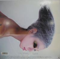 UA　ウーア / ライトニング