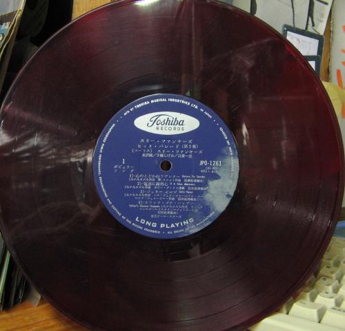中古CD・レコード・DVDの超専門店ファンファン。福岡で1985年創業、総在庫10万枚超 レア盤から名盤まで、凄腕専門スタッフがどのジャンルにも対応します。