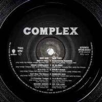 コンプレックス / COMPLEX