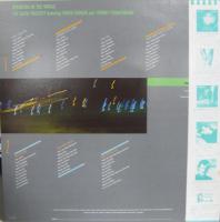 カズ・プロジェクト / スタンディング・イン・ザ・ウィングス