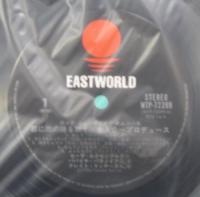 V.A.（巻上公一） / 都に雨の降る如く