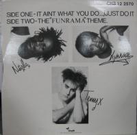ファン・ボーイ・スリー / It Aint What You Do.... /Just Do It