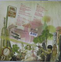 リリックス・ボーン / セイム・×××・ディファレント・デイ