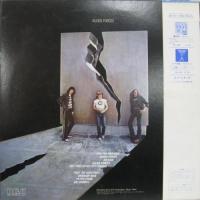 トライアンフ / メタル同盟